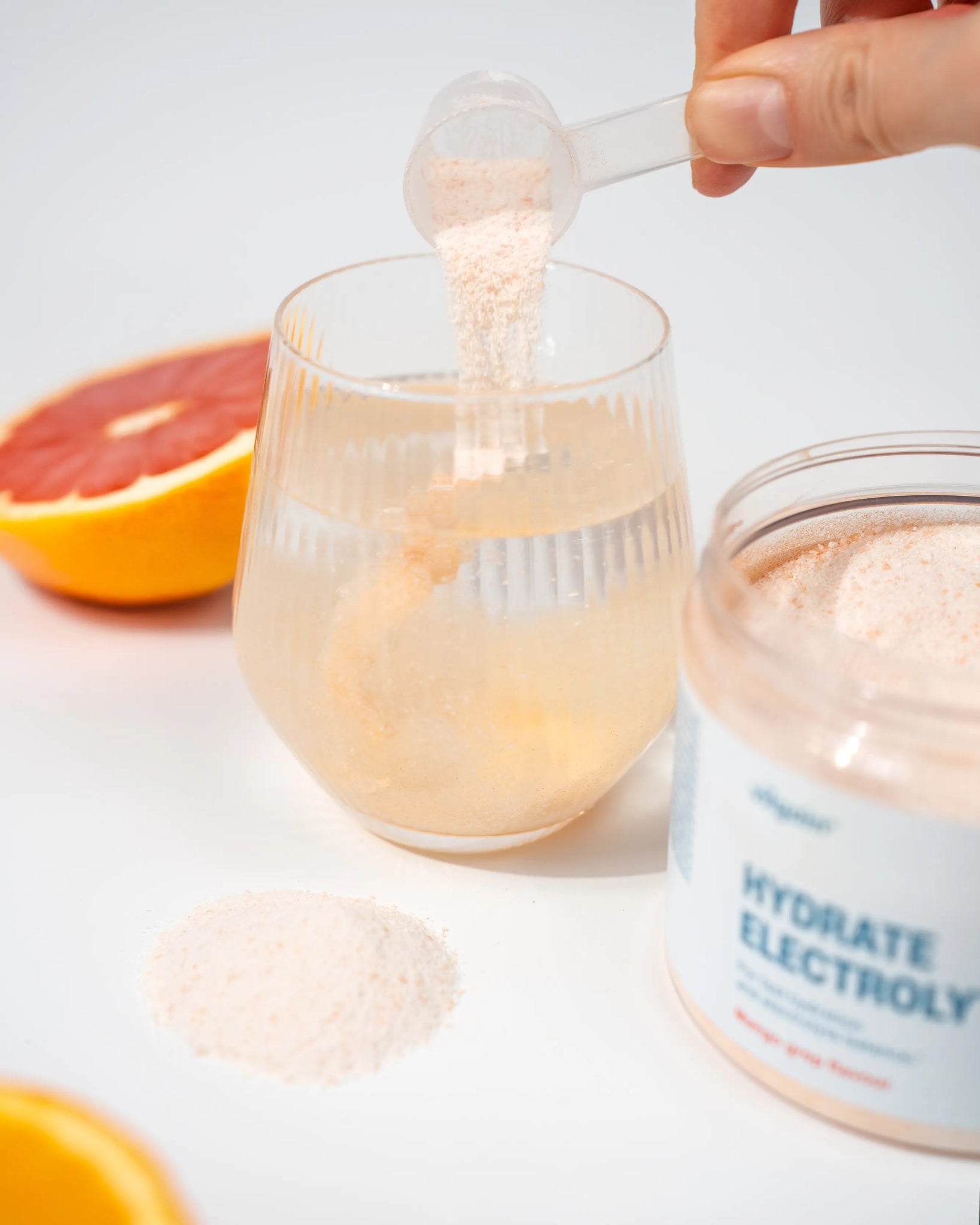 Vilgain Electrolytes – hipotoninis elektrolitų gėrimas hidratacijai (320 g) - Realsport.lt